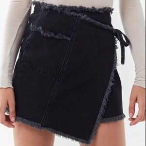 UO BDG Frayed Denim Wrap Skirt